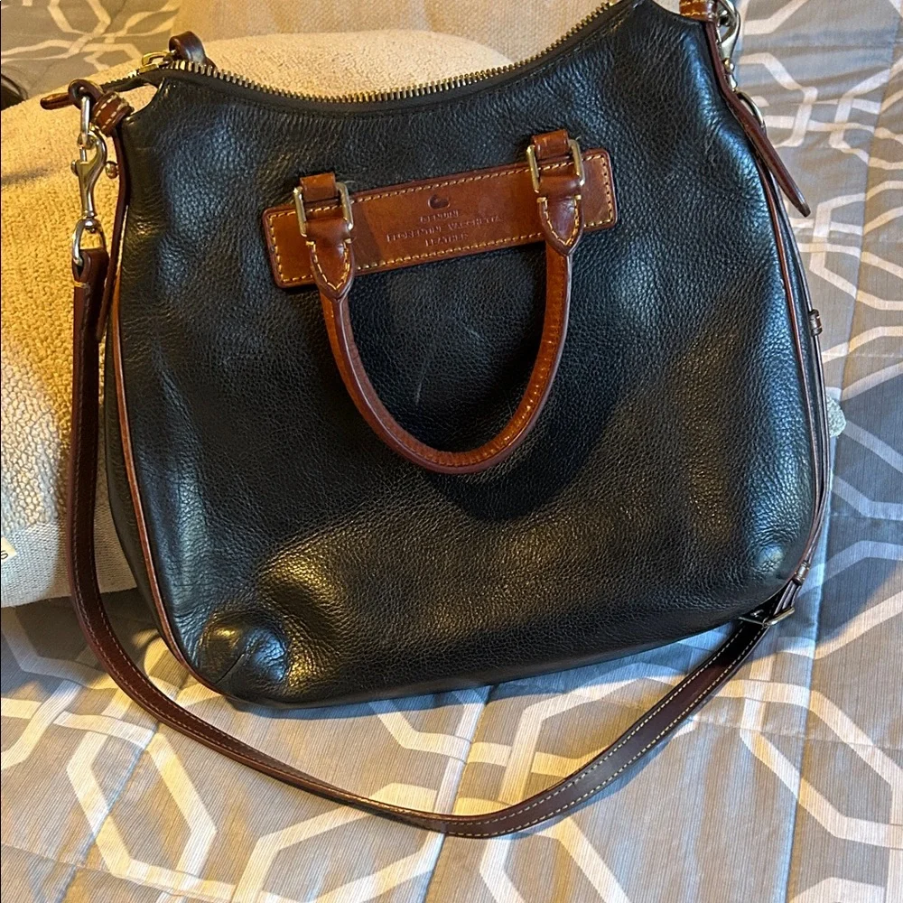 Dooney & Bourke crossbody bag - Picture 3 of 9